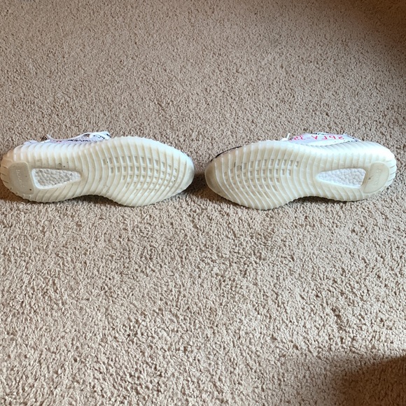Yeezy Boost 350 V2 (Zebras) - Picture 6 of 10